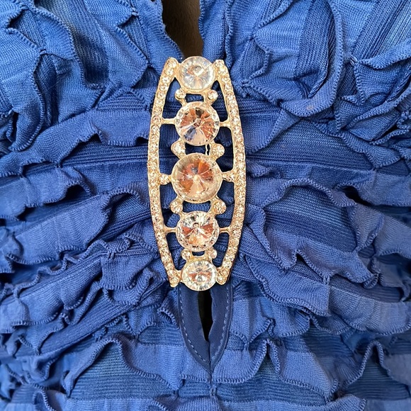 Sexy Royal Blue Ruffle Halter Top - Picture 3 of 6